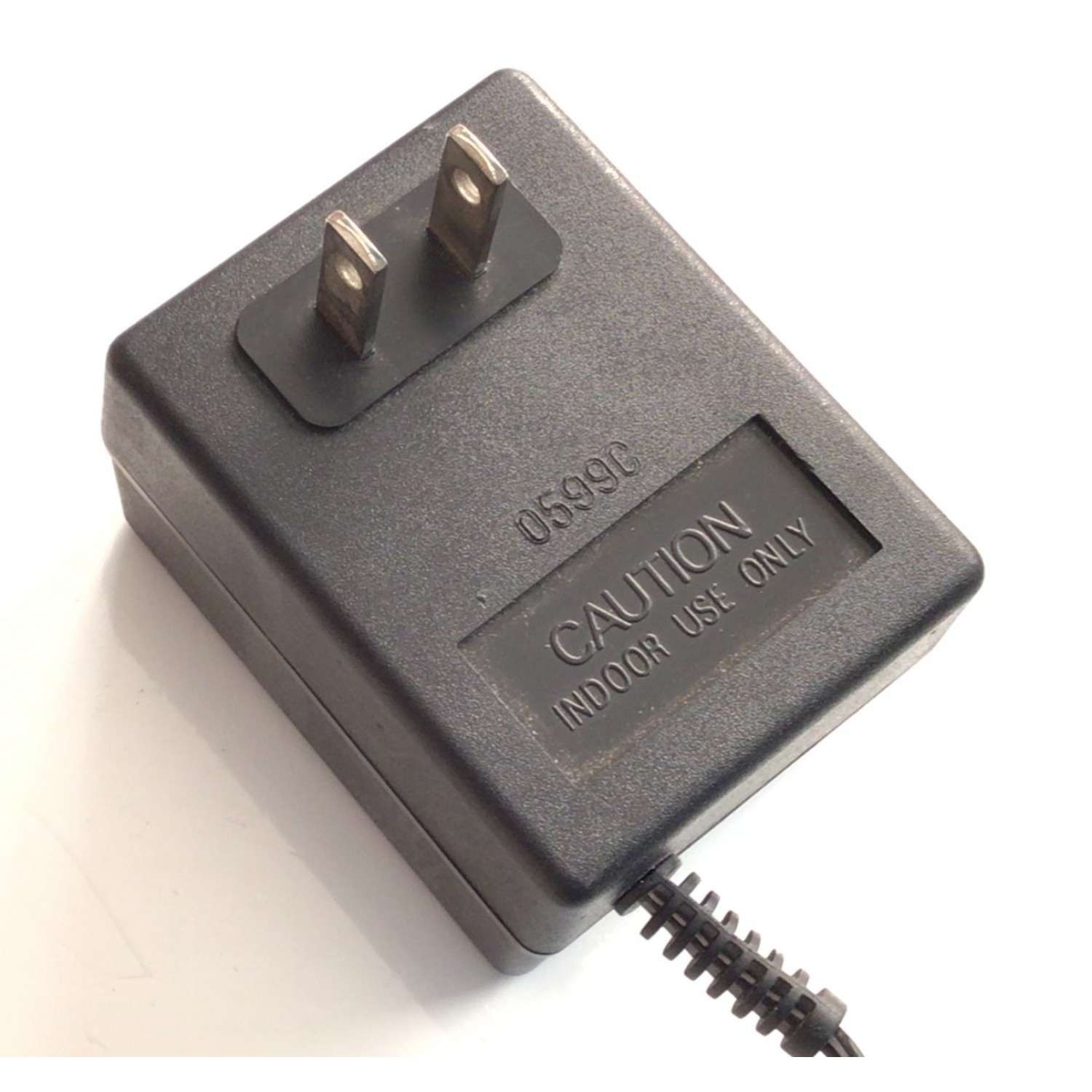CARGADOR / ADAPTADOR DE FUENTE DE ALIMENTACION PLUG IN POWER SUPPLY / NUMERO DE PARTE PR30A / E97199 / ENTRADA VCA 120V 60HZ 18W / SALIDA VCD 12V 400MA MAX / MODELO VR30A - Imagen 2
